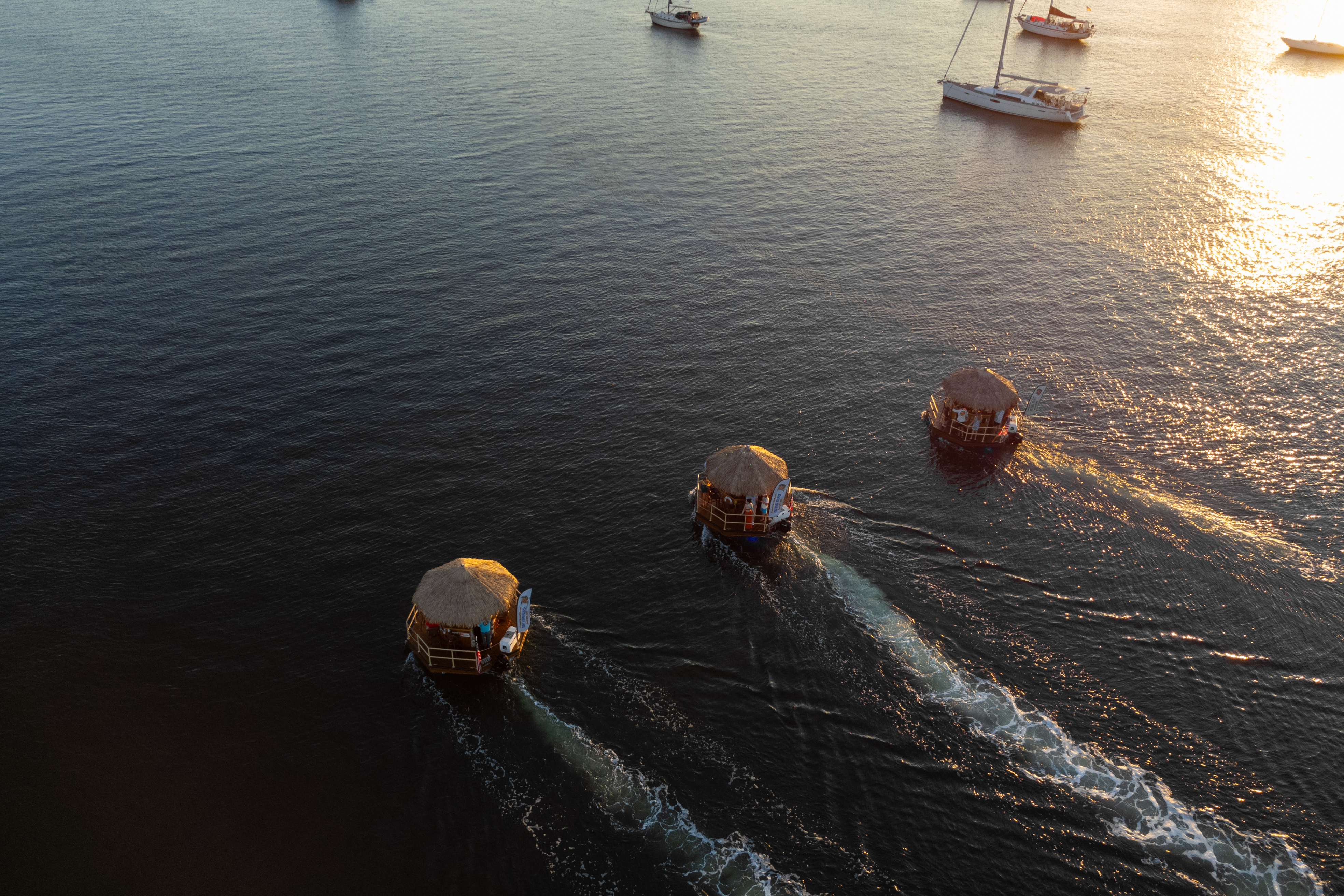 Cruisin' Tikis floating tiki bar